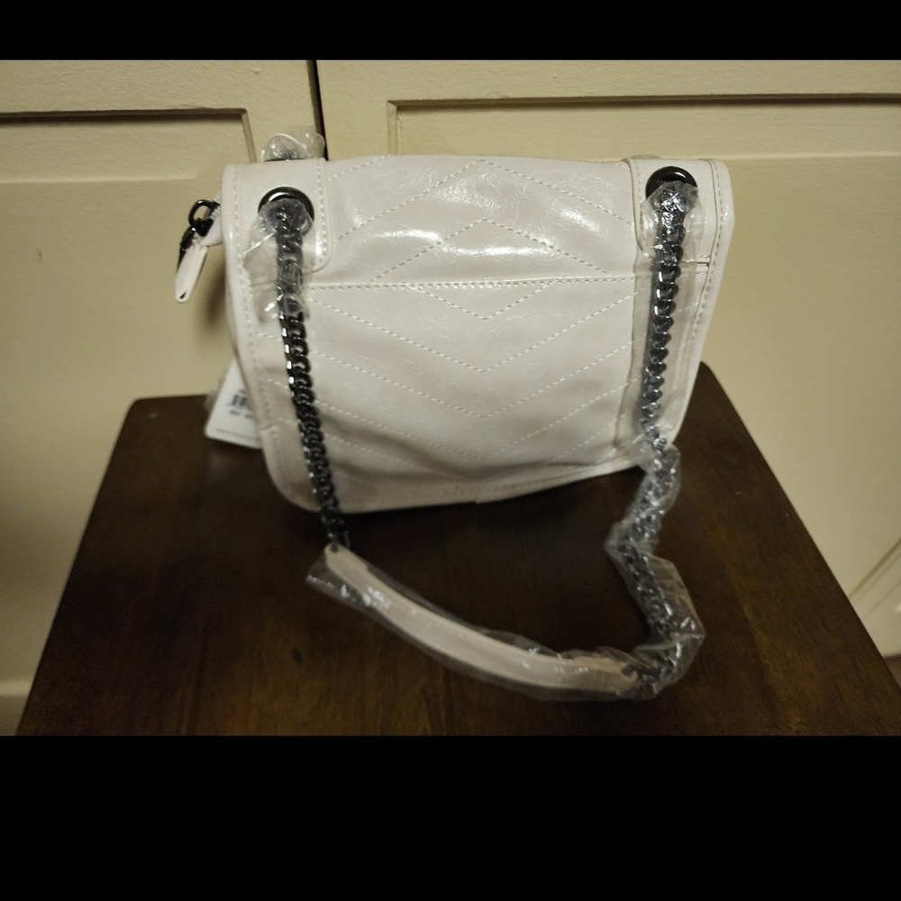 Elegant White Quilted Shoulder Bag